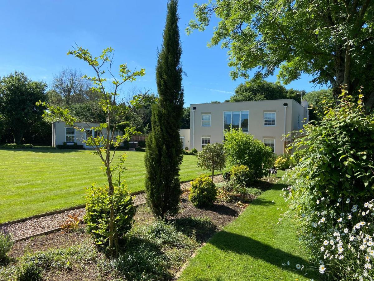Large Country House - Hot Tub - Pool Table - Bbq - 5 Bedrooms - Log Burner Three Legged Cross Εξωτερικό φωτογραφία